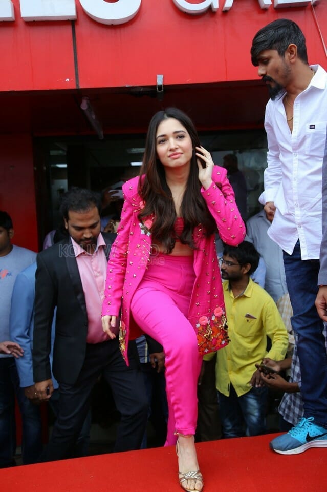Actress Tamannah Bhatia At The Launch Of Happi Mobiles In Bhimavaram Photos