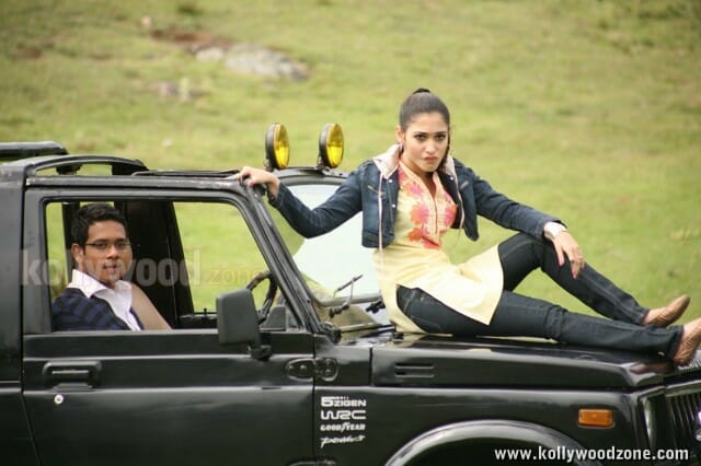 Actress Tamannah Sexy Pictures