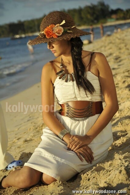 Actress Tapsee Sexy In Mogudu Movie Photos