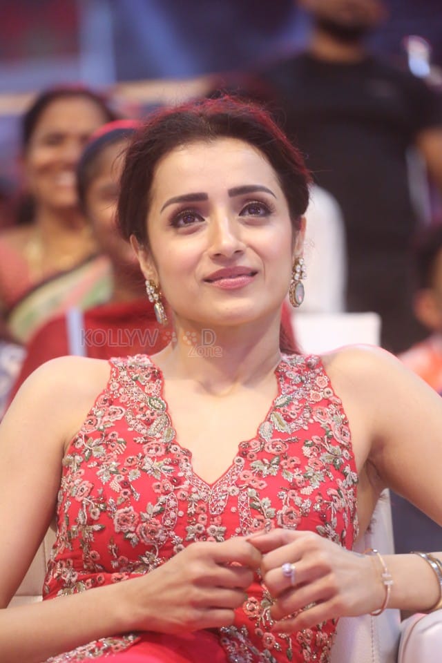 Actress Trisha Krishnan at Thug Life Pre Release Event Photos 21