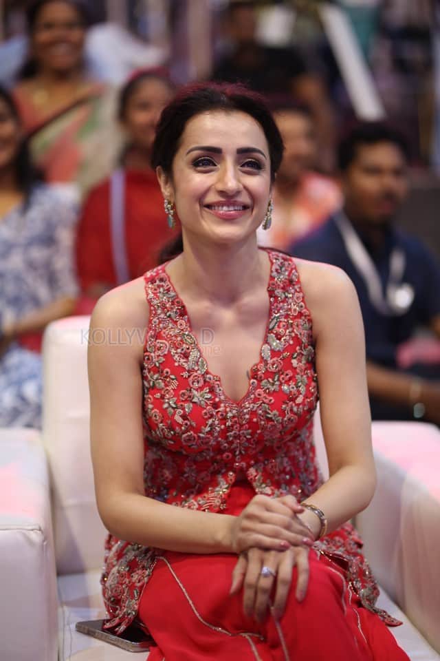 Actress Trisha Krishnan at Thug Life Pre Release Event Photos 30