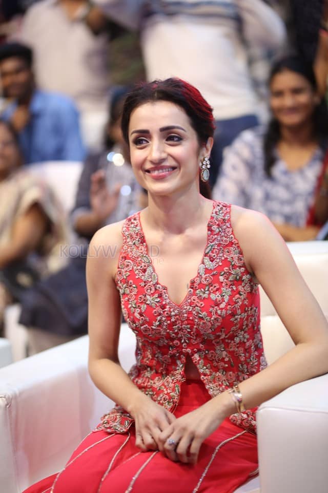 Actress Trisha Krishnan at Thug Life Pre Release Event Photos 36