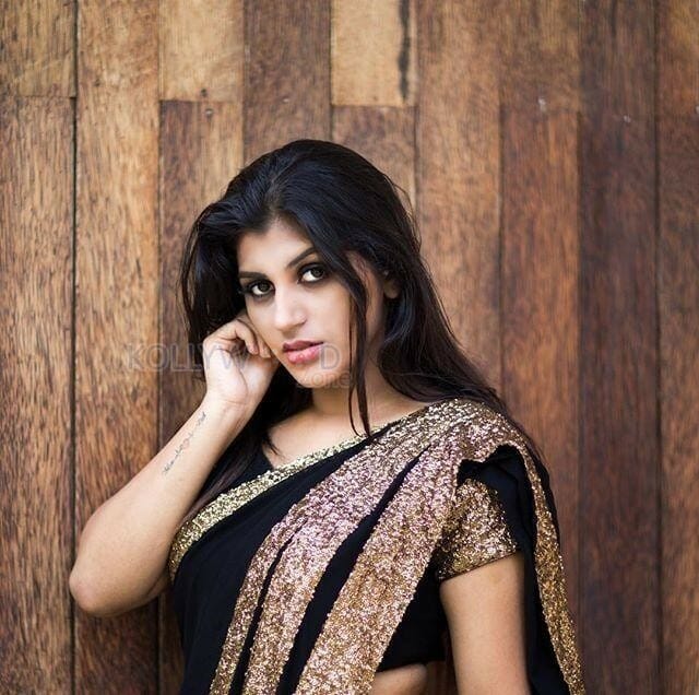 Actress Yaashika Anand Photoshoot Pictures