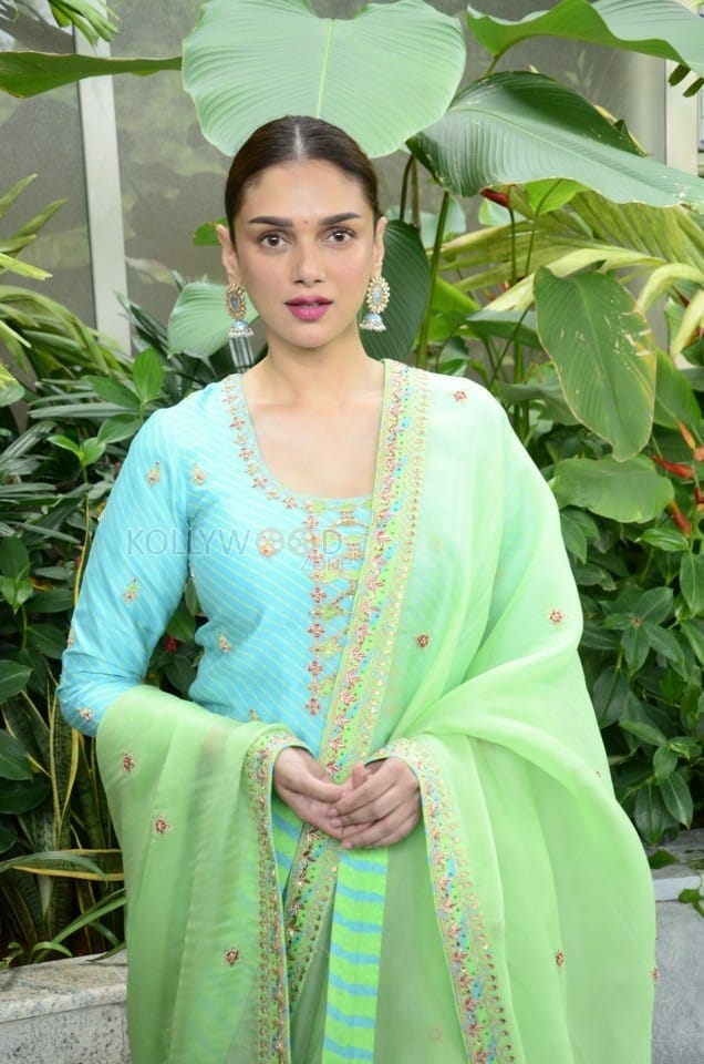 Aditi Rao Hydari at Maha Samudram Movie Promotion Photoshoot Pictures 17