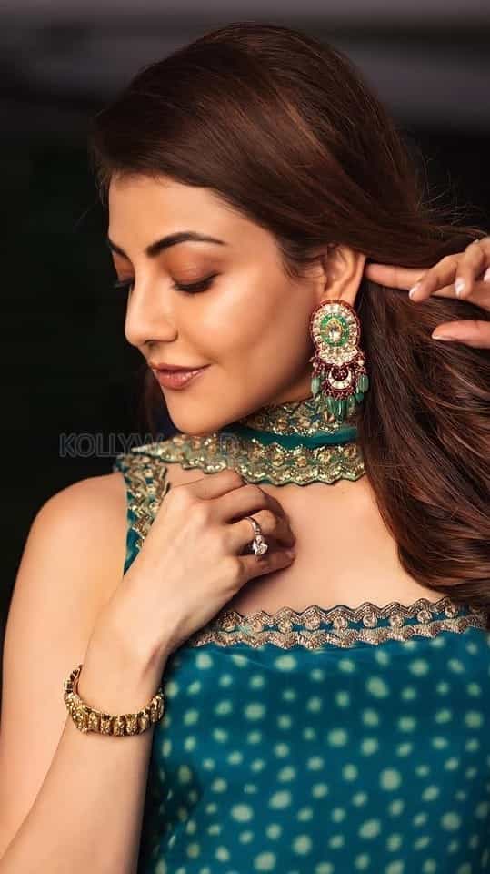 Alluring Kajal Aggarwal Photoshoot Pictures 04