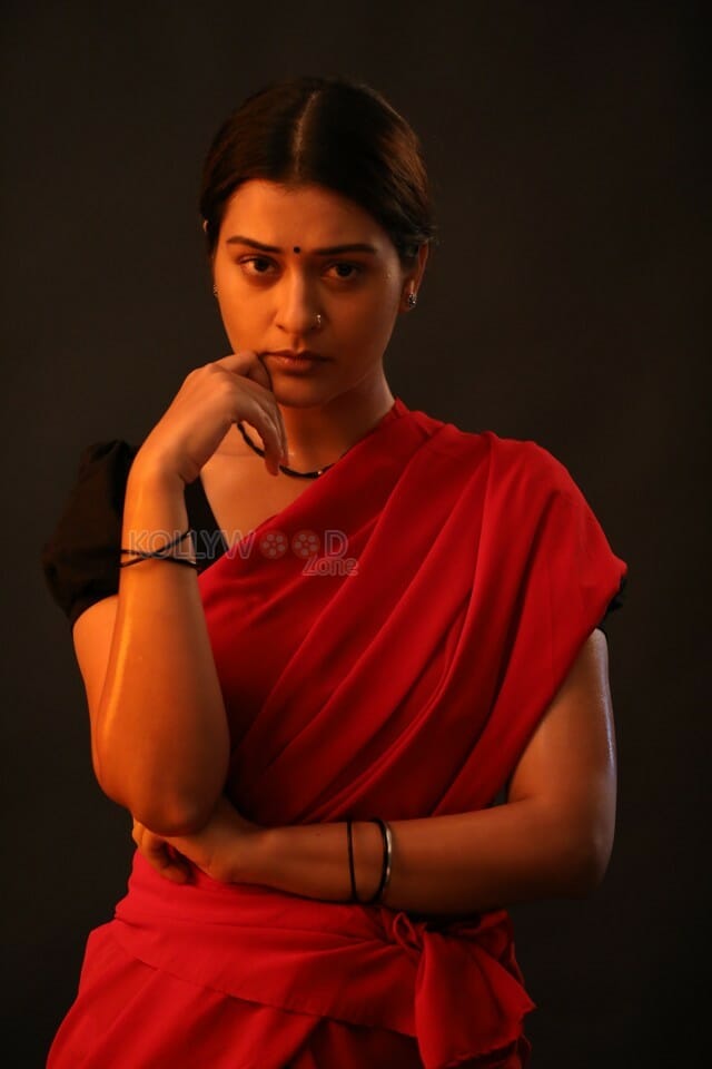 Anaganga Oka Athidi Movie Heroine Payal Rajput Photos