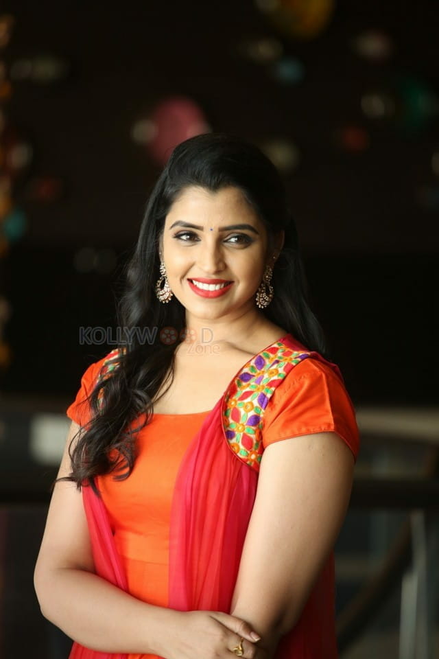 Anchor Shyamala Red Dress Photoshoot Stills