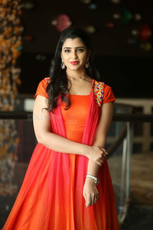 Anchor Shyamala Red Dress Photoshoot Stills