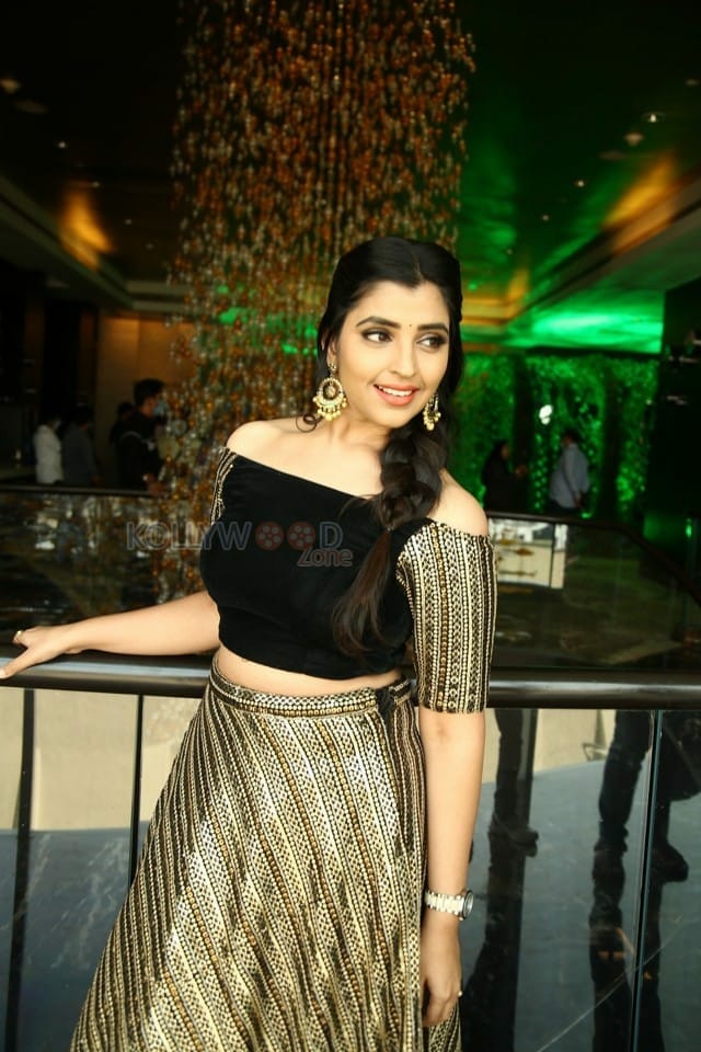 Anchor Shyamala at Aranya Movie Pre Release Event Pictures