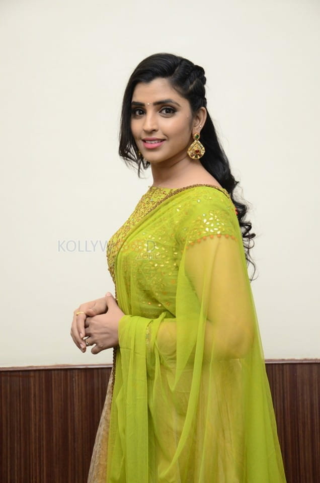 Anchor Shyamala at Sulthan Pre Release Event Stills