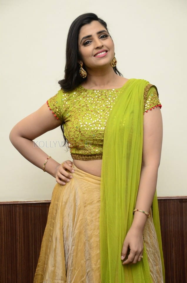 Anchor Shyamala at Sulthan Pre Release Event Stills