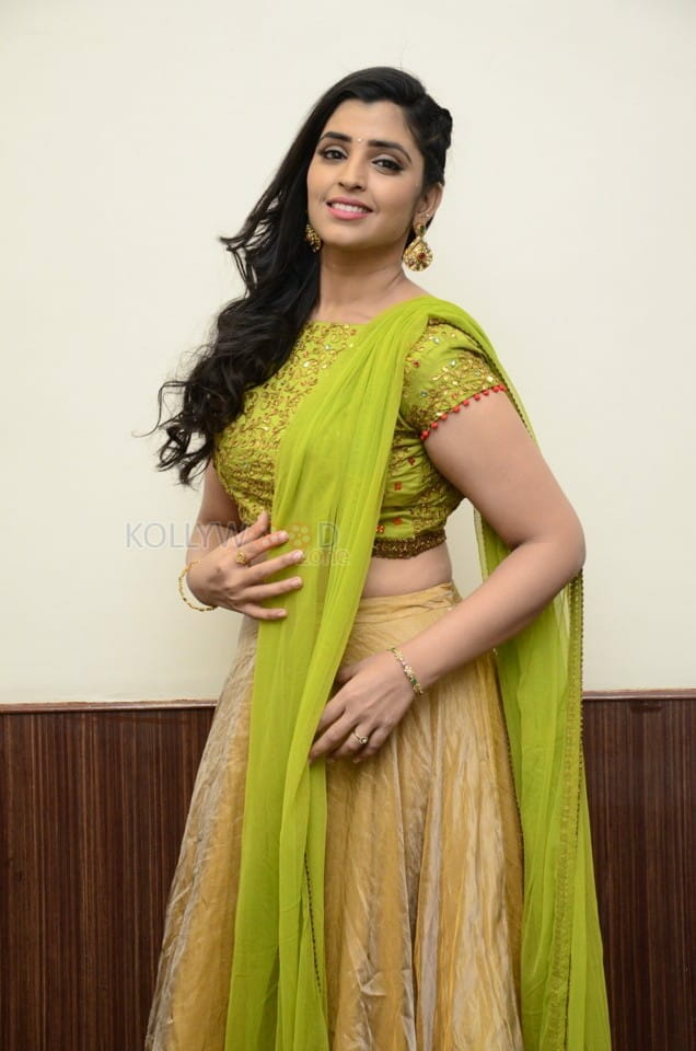 Anchor Shyamala at Sulthan Pre Release Event Stills