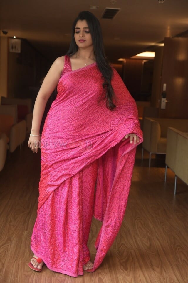 Anchor Syamala At Question Movie Song Launch Pictures