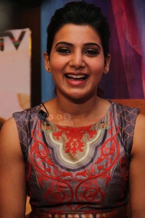 Anjaan Movie Heroine Samantha Photos