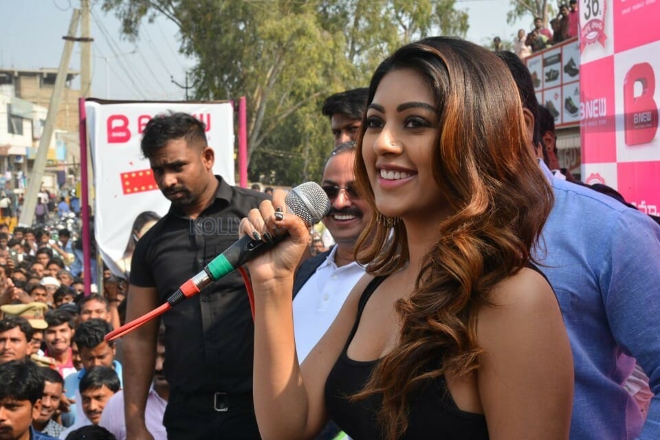 Anu Emmanuel At The Launch Of B New Mobile Store Photos