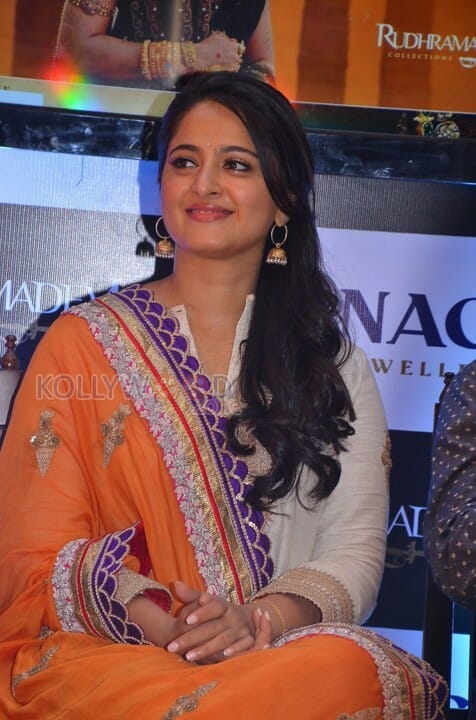 Anushka At Rudhramadevi Jewellery Launch Photos