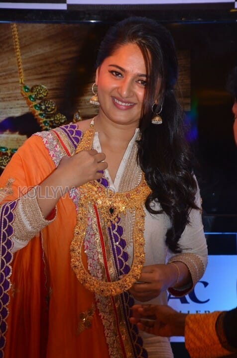 Anushka At Rudhramadevi Jewellery Launch Photos