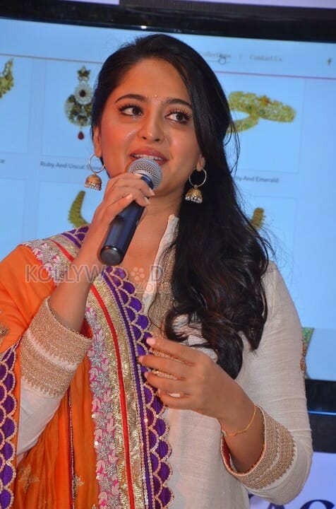 Anushka At Rudhramadevi Jewellery Launch Photos