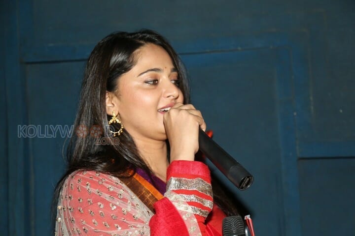 Anushka At Rudramadevi Trailer Launch Pictures