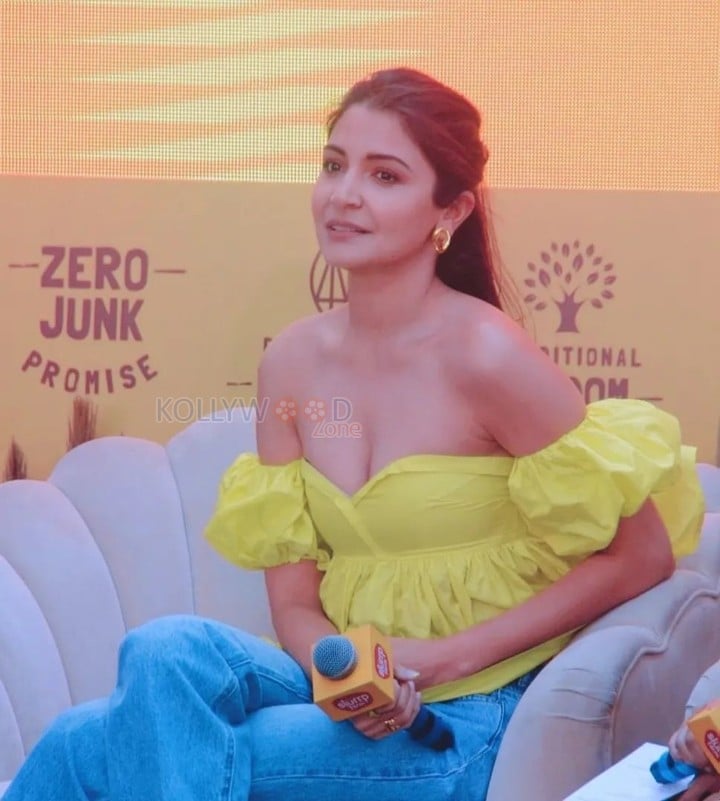 Anushka Sharma Sexy in Yellow at Slurp Farm Event Photos 37