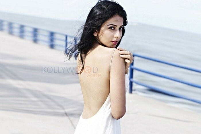Beautiful Actress Rakul Preet Singh Hot Pictures