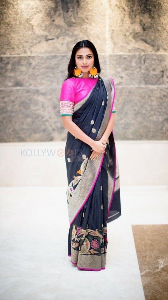 Beautiful Amala Paul Photo Shoot Pictures