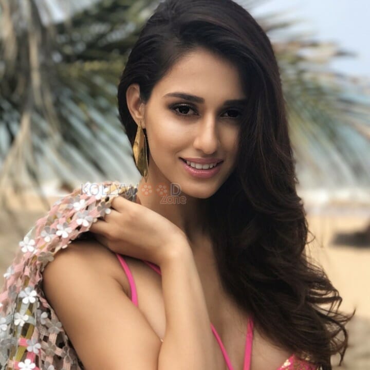 Beautiful Bollywood Actress Disha Patani Photos
