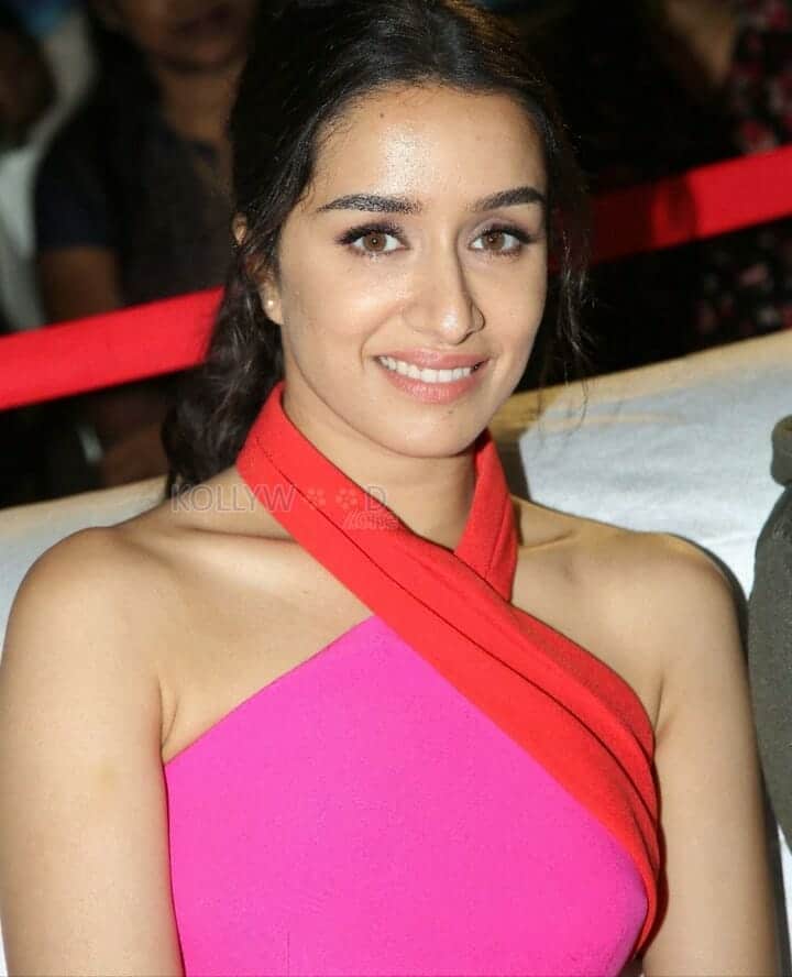 Beautiful Bollywood Heroine Shraddha Kapoor Photos 04