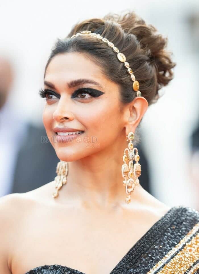 Beautiful Deepika Padukone at Cannes 2022 Photos 14