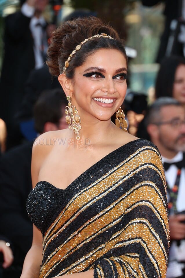 Beautiful Deepika Padukone at Cannes 2022 Photos 22