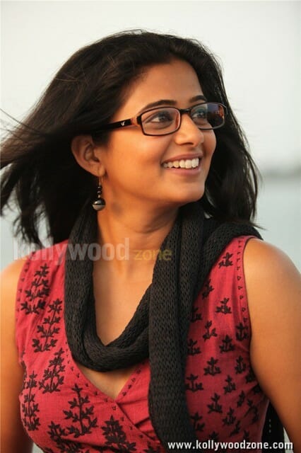 Beautiful Priyamani In Grandmaster Malayalam Movie Stills