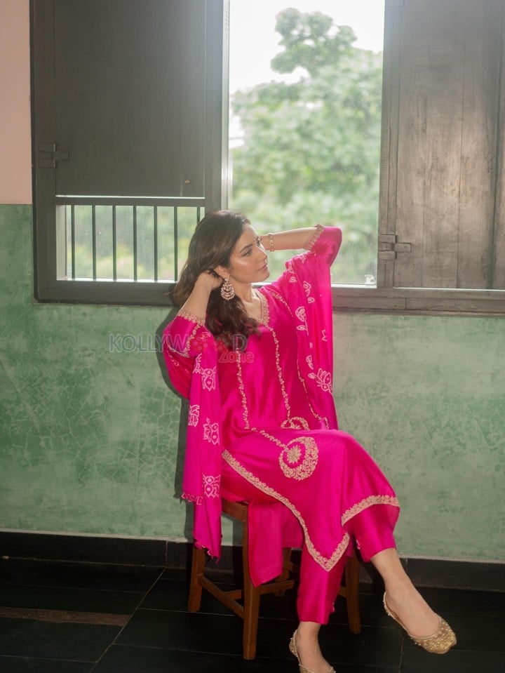 Beautiful Raashi Khanna in a Pink Silk Kamal aur Gulaab Kurta Set with Floral Motifs and Pita Embroidery Photoshoot Pictures 01