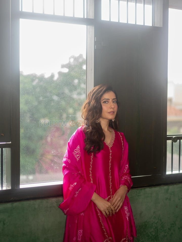Beautiful Raashi Khanna in a Pink Silk Kamal aur Gulaab Kurta Set with Floral Motifs and Pita Embroidery Photoshoot Pictures 04