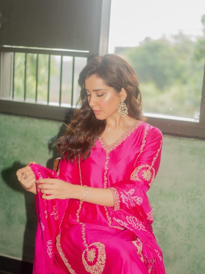 Beautiful Raashi Khanna in a Pink Silk Kamal aur Gulaab Kurta Set with Floral Motifs and Pita Embroidery Photoshoot Pictures 09