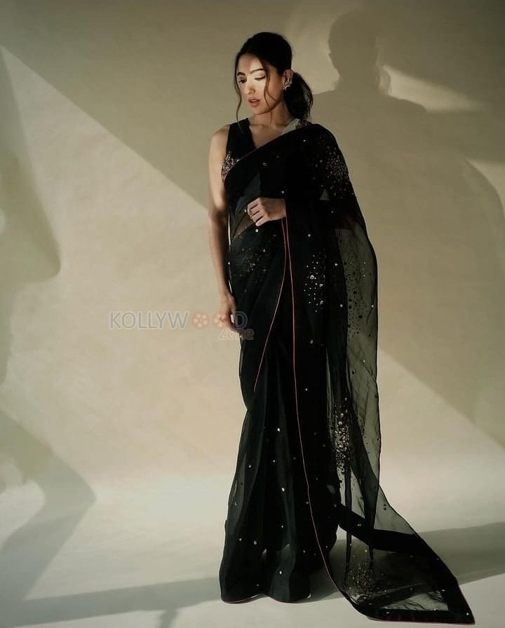 Bold Sara Ali Khan in a Black Embellished Sheer Saree with a Sleeveless Blouse Photos 04
