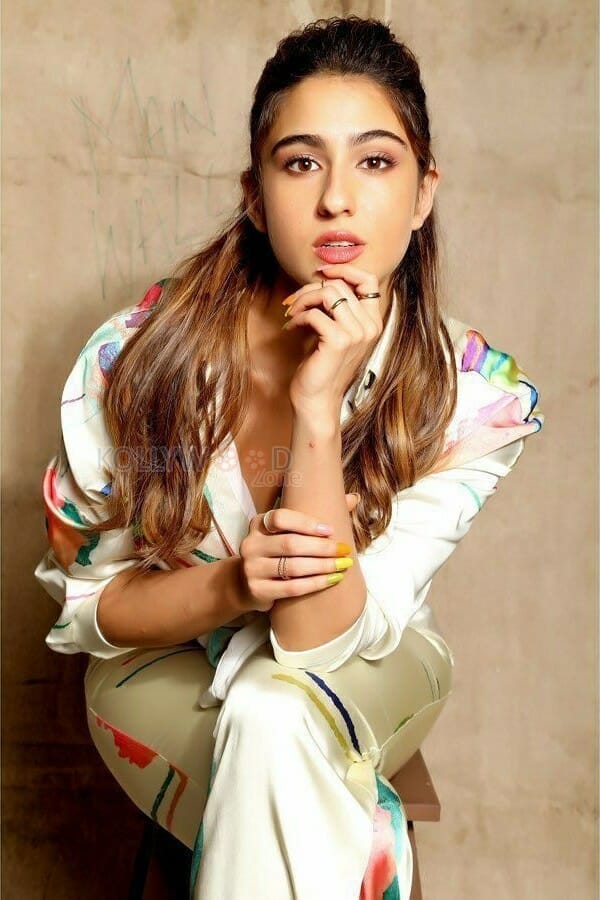 Bollywood Actress Sara Ali Khan Photoshoot Pictures