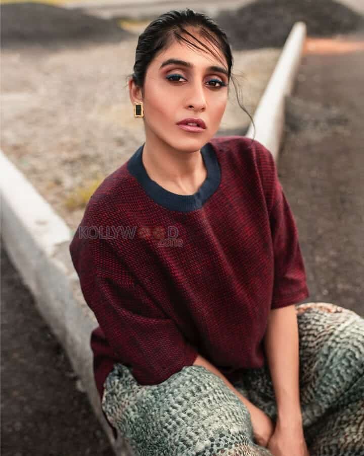 Borrder Heroine Regina Cassandra Picture 01