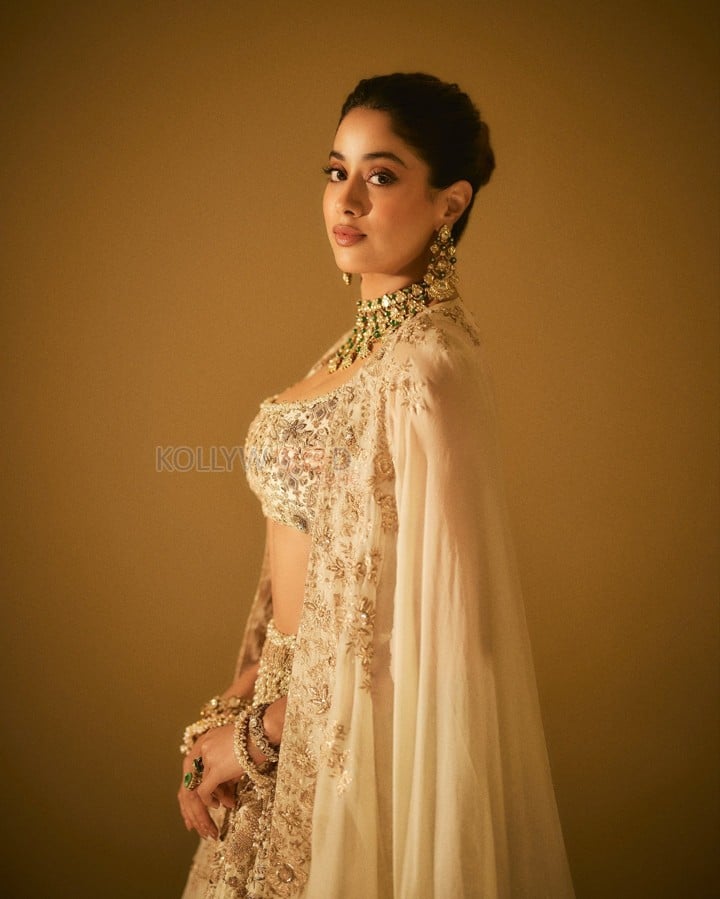 Breathtaking Janhvi Kapoor in an Ivory Anamika Khanna Lehenga with Emerald Jewelry Pictures 03