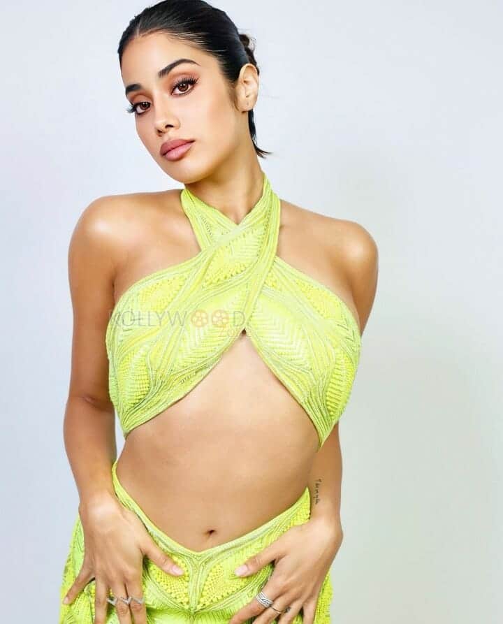 Busty Bomb Janhvi Kapoor in Lime Green Dress Photos 04