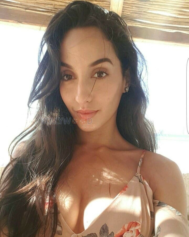 Canadian Model And Actress Nora Fatehi Photos