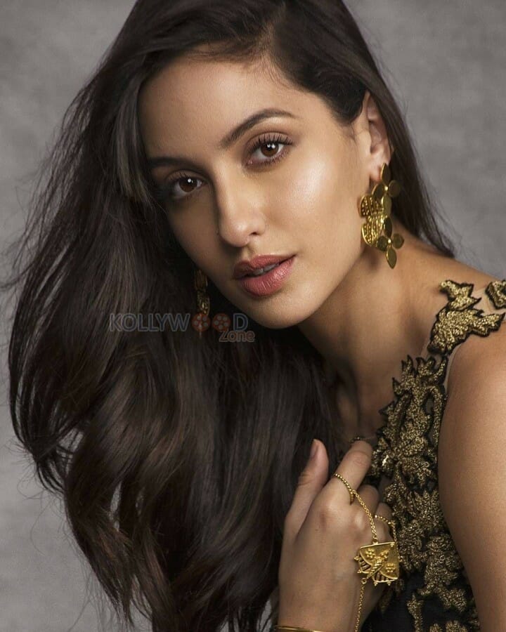 Canadian Model And Actress Nora Fatehi Photos