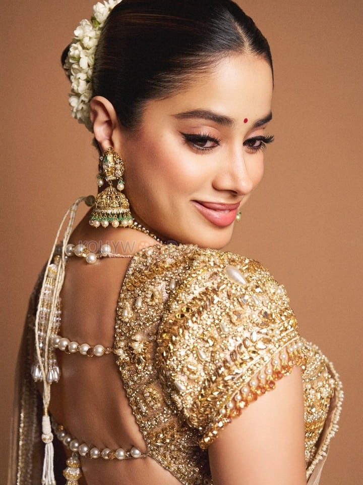 Captivating Janhvi Kapoor in a Golden Half Saree with a Classic Dori Blouse Pictures 05