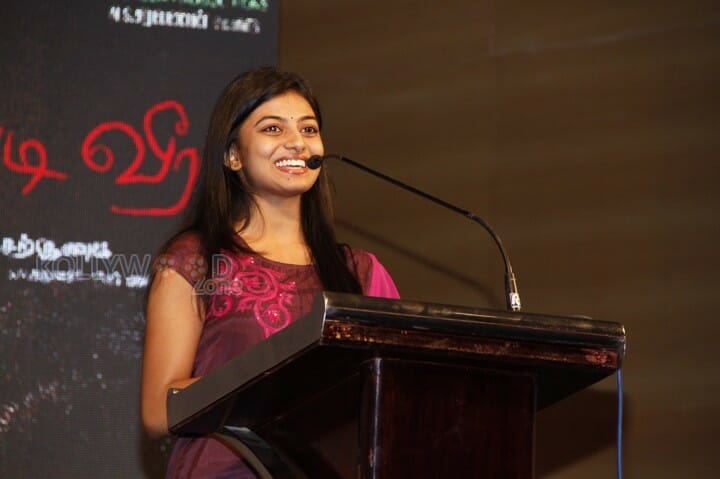 Chandi Veeran Heroine Anandhi Pictures