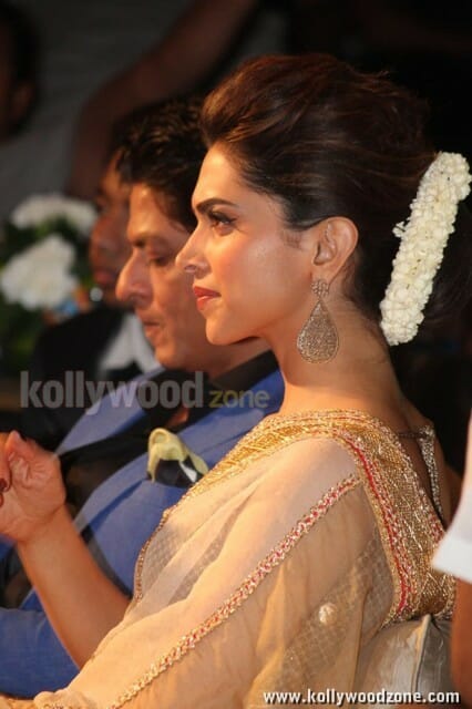 deepika padukone in saree chennai express