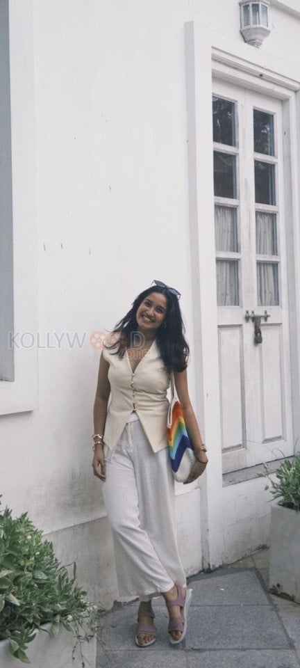 Cute Anikha Surendran in Pondy Girls Trip Pictures 02