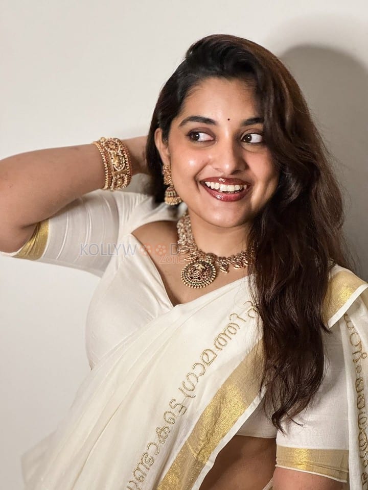 Cute Nivetha Thomas Onam Saree Photos 03