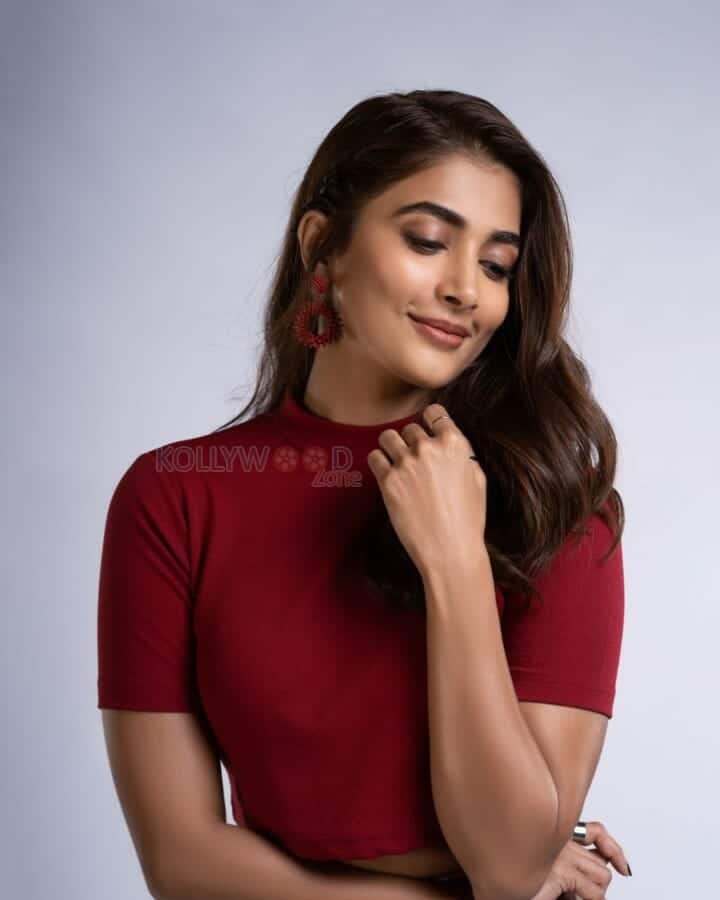Cute and Smiling Pooja Hegde in Red Top 01