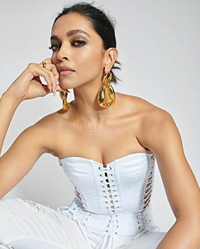 Deepika Padukone White Corset Photos 03