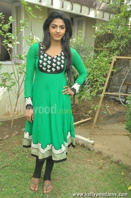 Dhansika Ya Ya Pictures