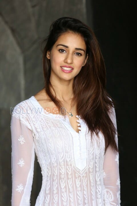 Disha Patani Sexy Stills